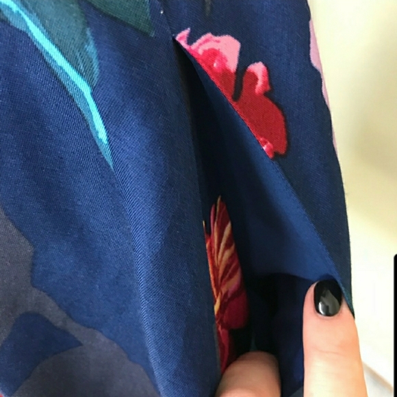 Banana Republic BNWOT Gerber Daisy Floral Dress - Picture 11 of 13